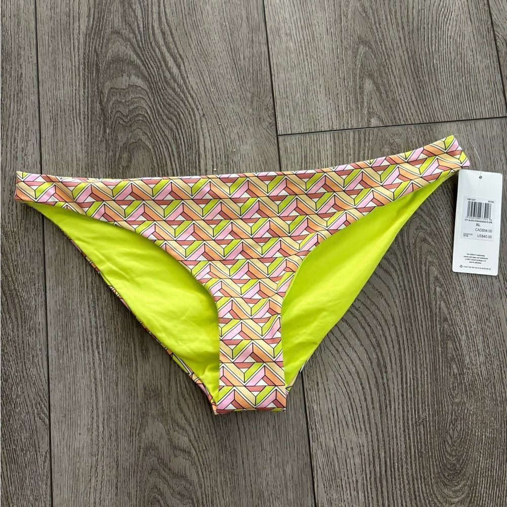 Hurley woman’s bikini bottom NWT